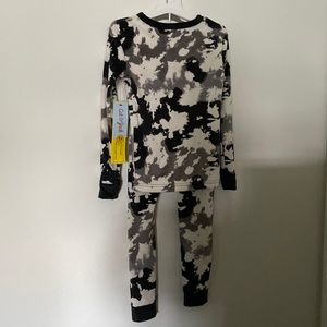 NWT Cat & Jack 2 Piece Pajama Set